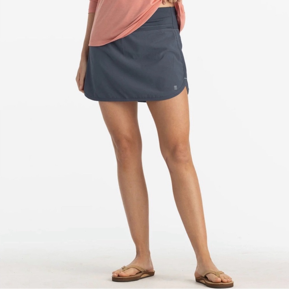 Freefly Bamboo lined Skort (XS). (Blue Dusk)